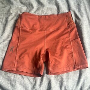 ON Performance Short Tights